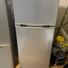 R02 ノンフロン冷蔵庫　2012年 128L
