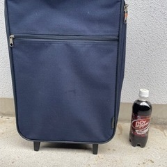 キャリーバッグ    旅行鞄   1〜2泊用。