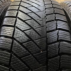 Continental ContiVikingContact6 235/60R18 18インチ スタッドレス 4本 audi/Q5 ベンツ/GLC VOLVO/XC60/XC90等　(VTO482) クレジットカード QRコード決済可能