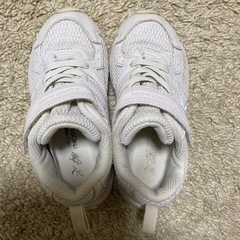 俊足　白運動靴　17.5センチ