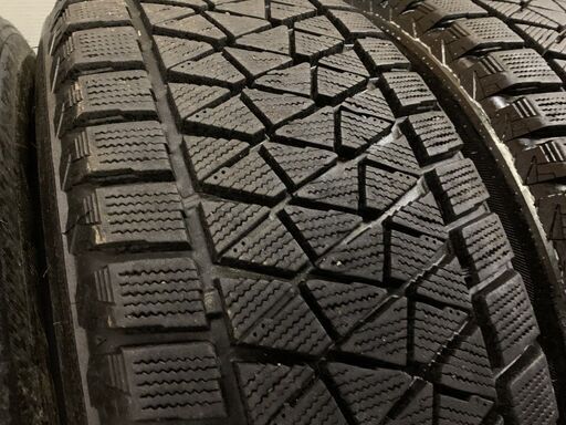 BS BLIZZAK DM-V2 235/60R18 18インチ スタッドレス 4本 2018年製 バリ