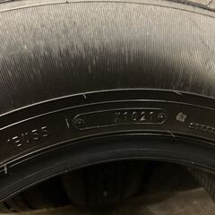 走行短め DUNLOP SP175N 195/80R15 107/105N LT 15インチ 夏タイヤ 4本 2021年製 ハイエース キャラバン等　(MTM131)クレジットカード QRコード決済可能
