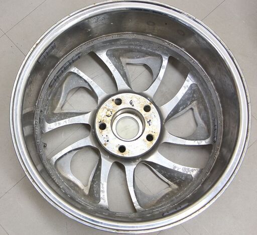 KAOTIK　ケオティック J7.0×17 5H　PCD114.3　ET50? OFF+50? (A413ywxY)