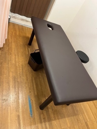 値下げました、マッサージベッド