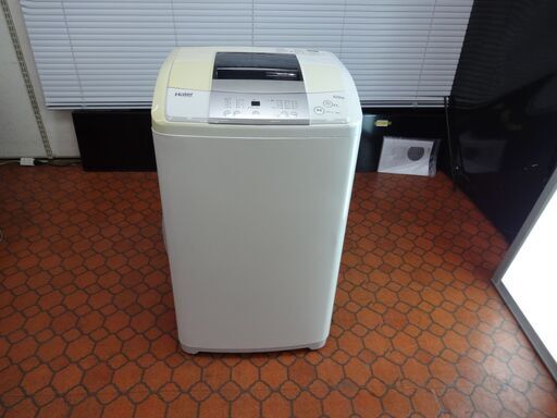 ID 992855　洗濯機　ハイアール6.0Kg　２０１７年製　日焼け有　JW-K60M