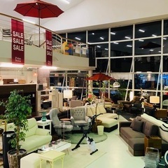 ハンガーラック入荷しました！