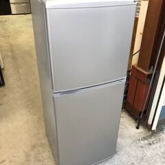AQUA 140L 冷凍冷蔵庫 AQR-141F(S) 2017年製 中古