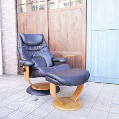 karimoku(カリモク家具)の本革 リクライニングチェア&オットマンです