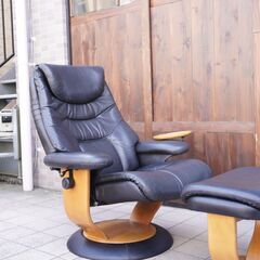 karimoku(カリモク家具)の本革 リクライニングチェア&オットマンです。シンプルでオーソドックスなフォルムのレザー 1Pソファーはシアタールームなどにもおススメ♪BL234