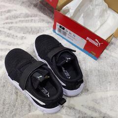 子供シューズ　PUMA　15cm