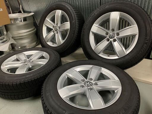 バリ山★VW　ティグアン　215/65R17　ミシュランX-ICE　XI3　空気圧センサー　TPMS　フォルクスワーゲン