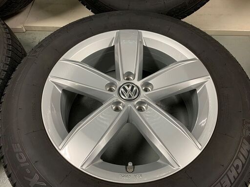 バリ山☆VW ティグアン 215/65R17 ミシュランX-ICE XI3 空気圧センサー 