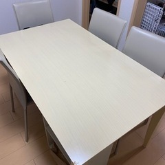 【ネット決済】テーブルとイス4脚