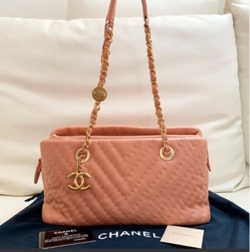 CHANEL シェブロン　ショルダーバッグ　くすみピンク