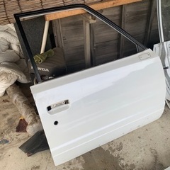 日産　ダットサン　720 トラック　ボディパーツ