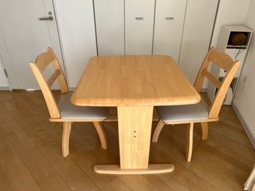 ニトリ　木製テーブル・椅子セット