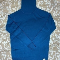 【新品】タートルネックセーター（ブルー）