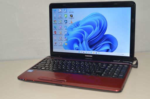 最新Windows11+office 爆速SSD256GB 東芝Dynabook T351/35ER 高性能 第二世代i3/メモリ4GB/15.6インチ/無線内蔵/DVDマルチ/便利なソフト