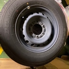 新車外しノーマルタイヤ