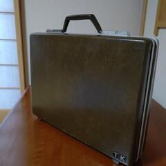 アタッシュケース samsonite