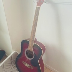 赤　アコースティックギター