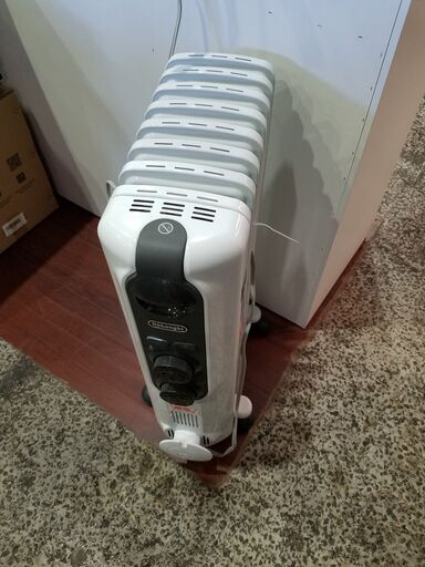 【愛品館市原店】DeLonghi 8～10畳用 RHJ35M0812-DG　オイルヒーター【管理IJ4014976-104】