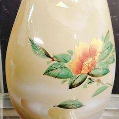 九谷焼　椿柄花瓶