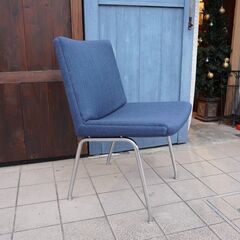 AP Stolen(APストーレン)社のHans J. Wegner(ハンス・J・ウェグナー)デザインAP37カストラップチェア。ダイニングチェアにもおススメのモダンな椅子！③BL308