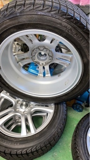 215/55r17 スタッドレス ゼロクラウンに履いてました！