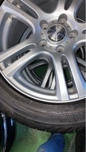 215/55r17 スタッドレス ゼロクラウンに履いてました！