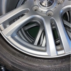 215/55r17 スタッドレス ゼロクラウンに履いてました！