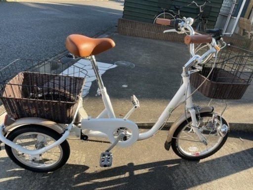 三輪車　大人用