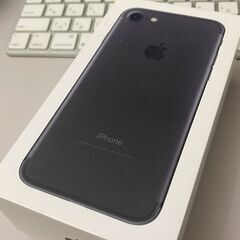 【ネット決済・配送可】iPhone7 256GB ブラック SI...