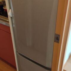 【ネット決済】冷蔵庫　１４６ｌ　２０１７年　ノンフロン冷蔵庫