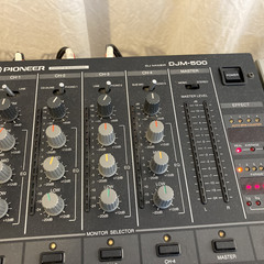 テクニクスターンテーブル2台、パイオニアCDJとパイオニアミキサー希望