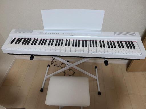 YAMAHA　電子ピアノ　P-125