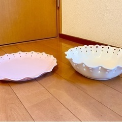 【引渡決定】ピンクと白のお皿セット（新品未使用）