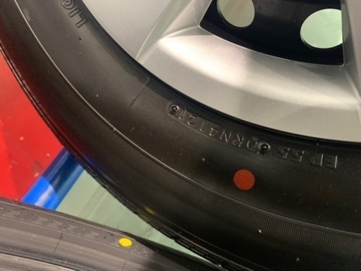 ハイエース新車外しタイヤ4本！！