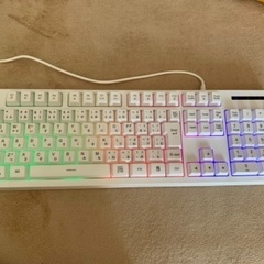 【取引中】光るタイプのキーボード