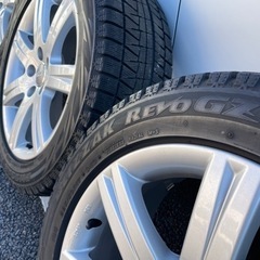 アウディA4他　ブリザックREVO GZ  225/50/R17