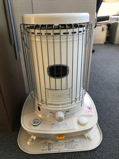 コロナ　ポータブル石油ストーブ　2019年製　灯油ストーブ
