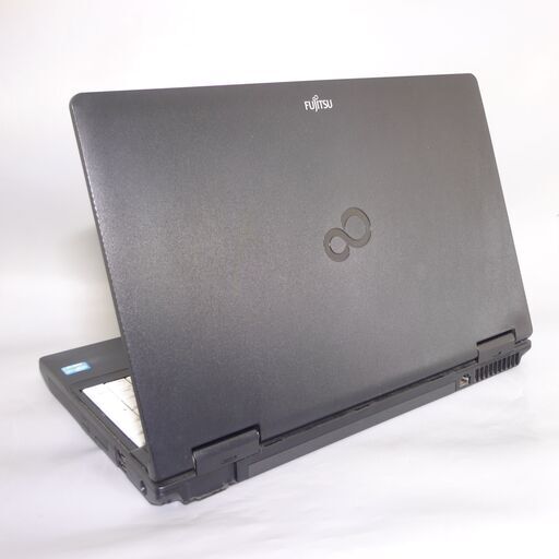 富士通 - カメラ搭載 Corei3 / Windows10搭載 / A572 ノートPC FUJITSU（富士通） LIFEBOOK A572/E (36010) 【中古パソコン直販】
