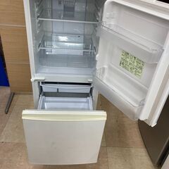 【ネット決済】中古　動作確認済み　2ドア冷蔵庫 SHARP　シャ...
