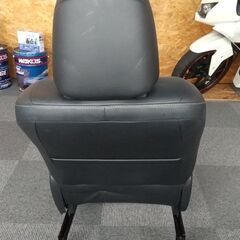 カローラルミオン　中古品　純正黒革シート　助手席