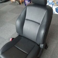 カローラルミオン　中古品　純正黒革シート　助手席