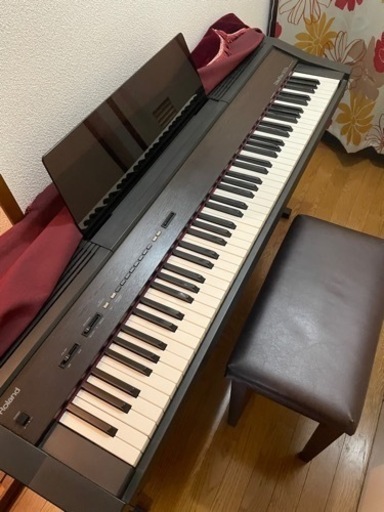 電子ピアノ Roland