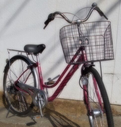 かわいいピンクのノーパンクタイヤAbsto 27インチ6段変速LEDオートライト