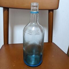 グラデーション　ガラス瓶(泡盛の空ビン）