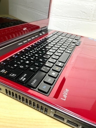 美品 光沢のある綺麗なパソコン/Core i5／640GB/ブルーレイドライブ