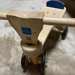 ボーネルンド　木製　四輪車